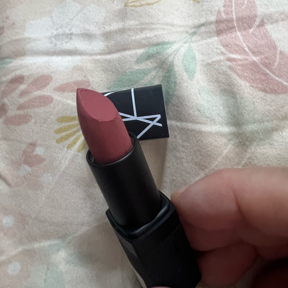 NARS satin lipstick TOLEDE
